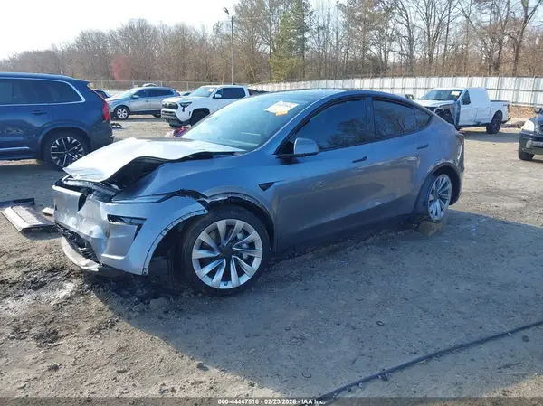 7SAYGDEE3TA409383 2026 TESLA MODEL Y - Image 2
