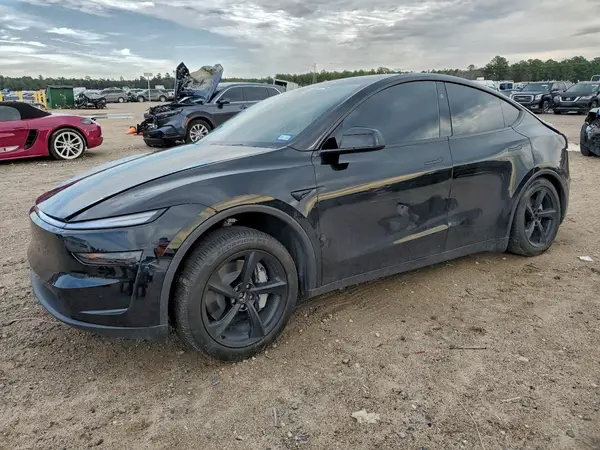 7SAYGDEE3TA419038 2026 TESLA MODEL Y - Image 1
