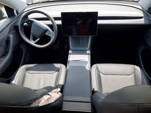 7SAYGDEE3TA432145 2026 TESLA MODEL Y - Image 8