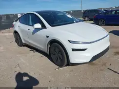7SAYGDEE3TA439113 2026 TESLA MODEL Y