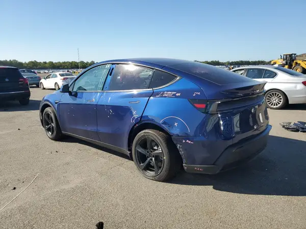 7SAYGDEE3TA440438 2026 TESLA MODEL Y - Image 2