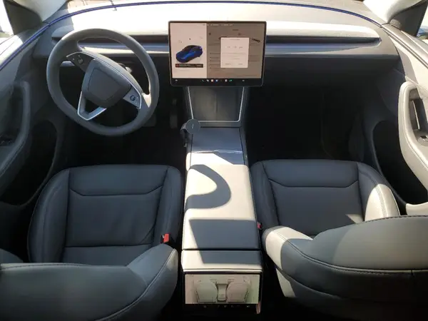 7SAYGDEE3TA440438 2026 TESLA MODEL Y - Image 8