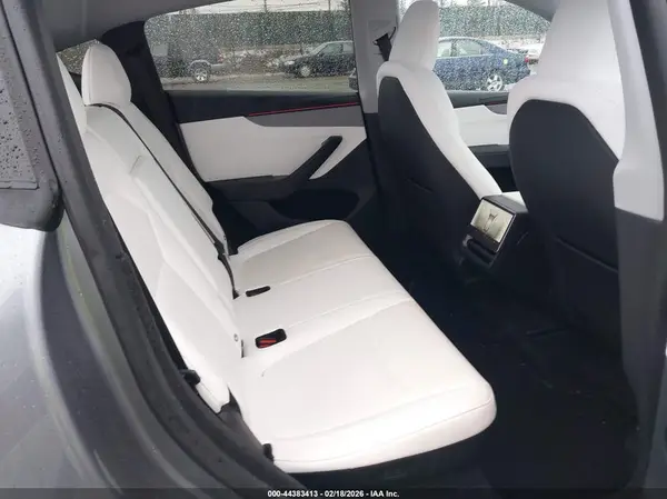 7SAYGDEE3TA464982 2026 TESLA MODEL Y - Image 8