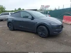 7SAYGDEE3TA489803 2026 TESLA MODEL Y