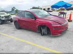 7SAYGDEE3TA624455 2026 TESLA MODEL Y
