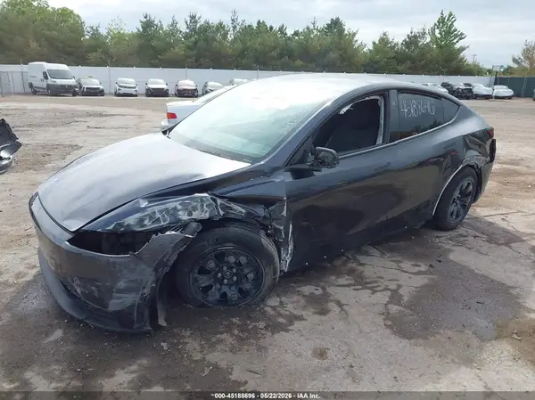7SAYGDEE3TA640865 2026 TESLA MODEL Y - Image 2