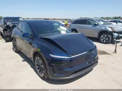 7SAYGDEE3TA723762 2026 TESLA MODEL Y