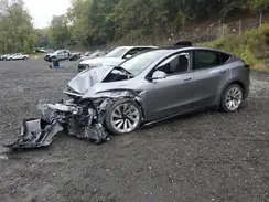 7SAYGDEE3TF326555 2026 TESLA MODEL Y
