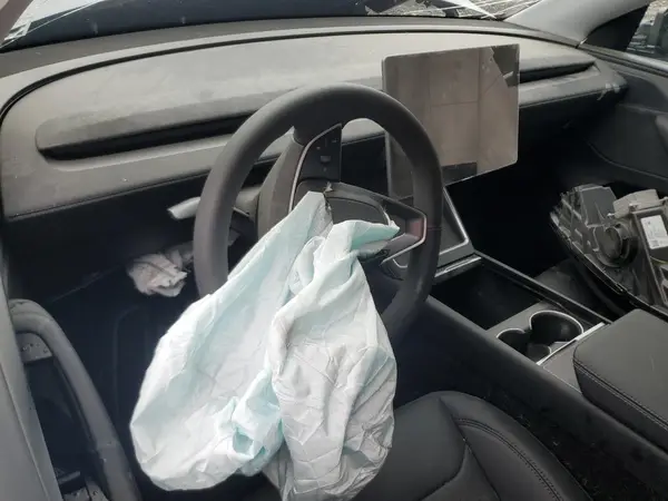 7SAYGDEE3TF326555 2026 TESLA MODEL Y - Image 8
