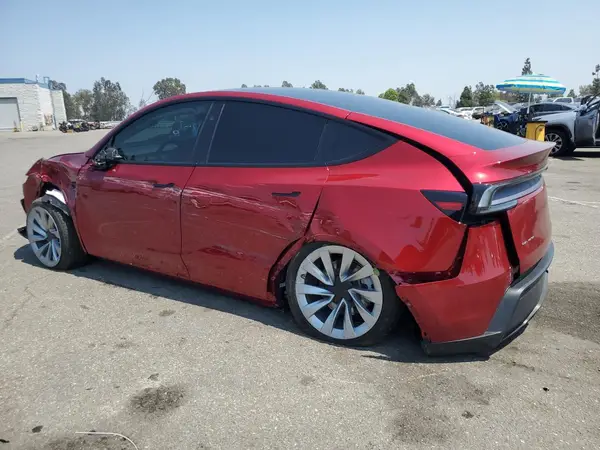7SAYGDEE3TF326653 2026 TESLA MODEL Y - Image 2