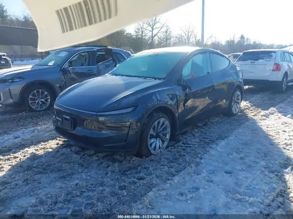 7SAYGDEE3TF328306 2026 TESLA MODEL Y - Image 2