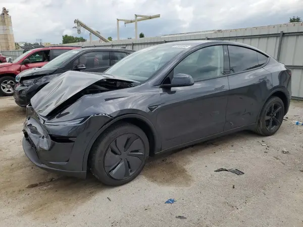 7SAYGDEE3TF334509 2026 TESLA MODEL Y - Image 1