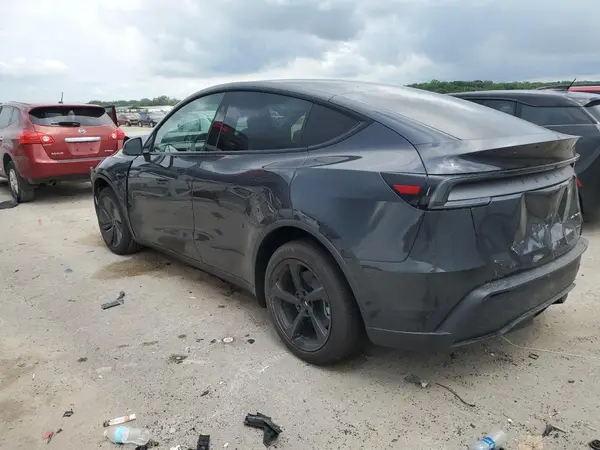 7SAYGDEE3TF334509 2026 TESLA MODEL Y - Image 2