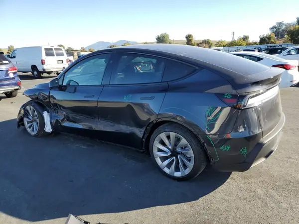 7SAYGDEE3TF339080 2026 TESLA MODEL Y - Image 2