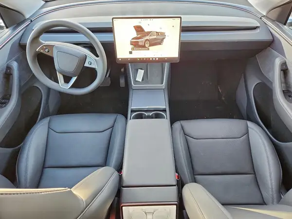 7SAYGDEE3TF343470 2026 TESLA MODEL Y - Image 8