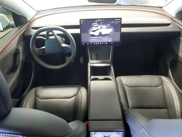 7SAYGDEE3TF343999 2026 TESLA MODEL Y - Image 8