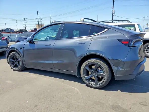 7SAYGDEE3TF345199 2026 TESLA MODEL Y - Image 2