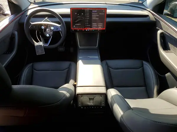 7SAYGDEE3TF351617 2026 TESLA MODEL Y - Image 8