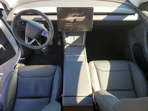 7SAYGDEE3TF364903 2026 TESLA MODEL Y - Image 8