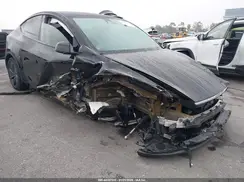 7SAYGDEE3TF366599 2026 TESLA MODEL Y