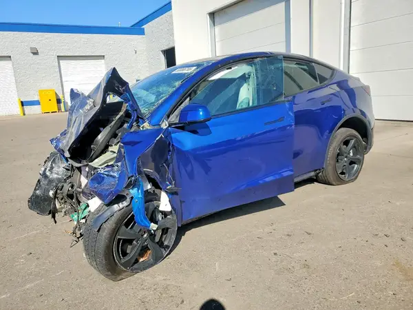 7SAYGDEE3TF371138 2026 TESLA MODEL Y - Image 1