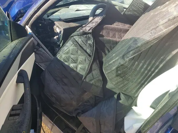 7SAYGDEE3TF371138 2026 TESLA MODEL Y - Image 8