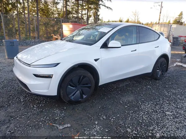 7SAYGDEE3TF421889 2026 TESLA MODEL Y - Image 2