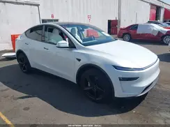 7SAYGDEE3TF431581 2026 TESLA MODEL Y