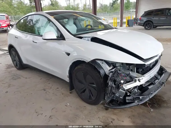 7SAYGDEE3TF439292 2026 TESLA MODEL Y - Image 1