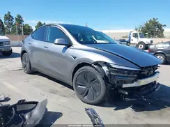 7SAYGDEE3TF544558 2026 TESLA MODEL Y
