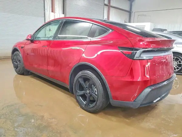 7SAYGDEE3TF551672 2026 TESLA MODEL Y - Image 2