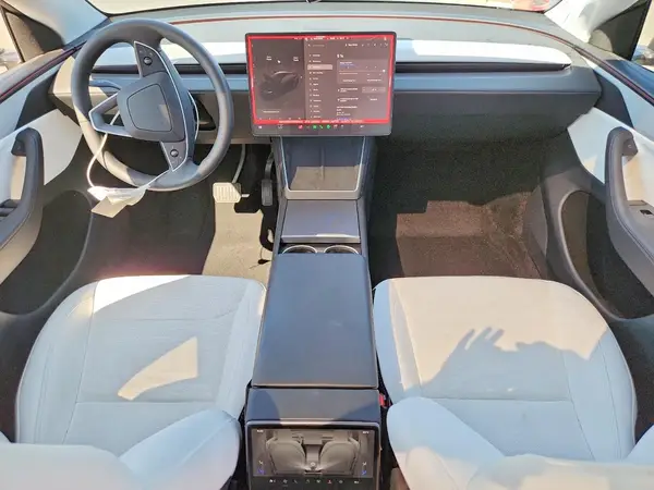 7SAYGDEE3TF561943 2026 TESLA MODEL Y - Image 8