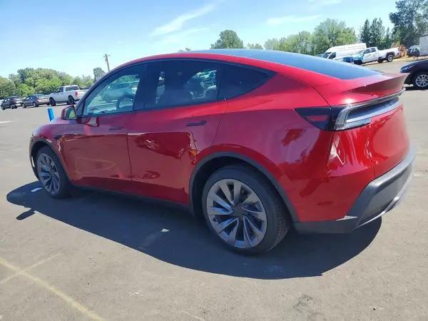 7SAYGDEE3TF598927 2026 TESLA MODEL Y - Image 2
