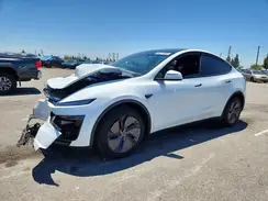 7SAYGDEE3TF622370 2026 TESLA MODEL Y