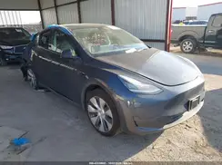 7SAYGDEE4NA004555 2022 TESLA MODEL Y