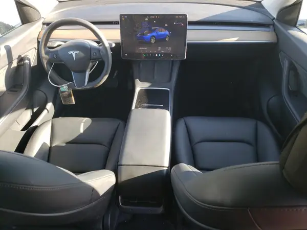 7SAYGDEE4NA005043 2022 TESLA MODEL Y - Image 8