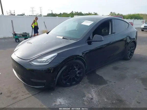 7SAYGDEE4NA006080 2022 TESLA MODEL Y - Image 2