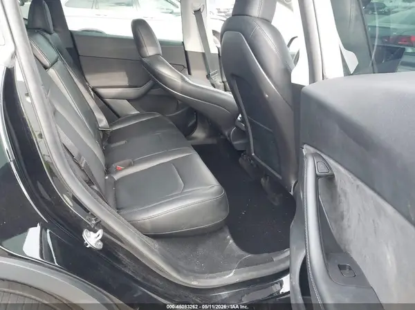 7SAYGDEE4NA006080 2022 TESLA MODEL Y - Image 8