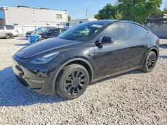 7SAYGDEE4NA006323 2022 TESLA MODEL Y