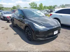 7SAYGDEE4NA007231 2022 TESLA MODEL Y