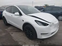 7SAYGDEE4NA010632 2022 TESLA MODEL Y