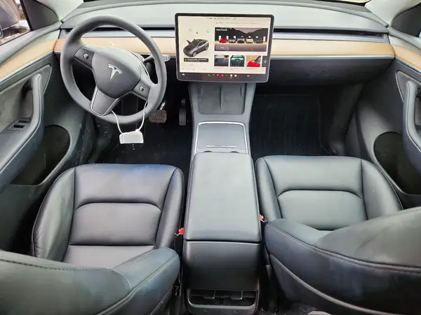 7SAYGDEE4NA015281 2022 TESLA MODEL Y - Image 8