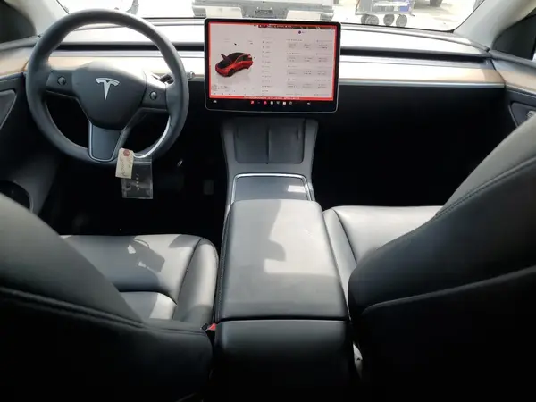 7SAYGDEE4NA019234 2022 TESLA MODEL Y - Image 8