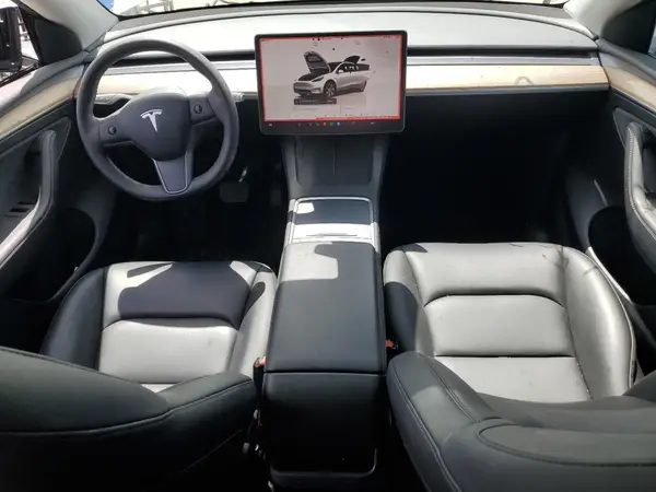 7SAYGDEE4NA022683 2022 TESLA MODEL Y - Image 8