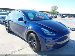 7SAYGDEE4NF313705 2022 TESLA MODEL Y