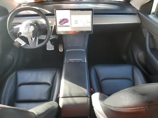 7SAYGDEE4NF314952 2022 TESLA MODEL Y - Image 8