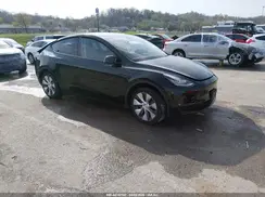 7SAYGDEE4NF315759 2022 TESLA MODEL Y