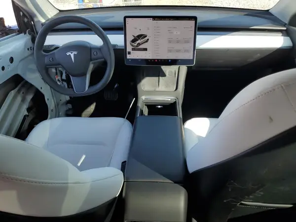 7SAYGDEE4NF339544 2022 TESLA MODEL Y - Image 8