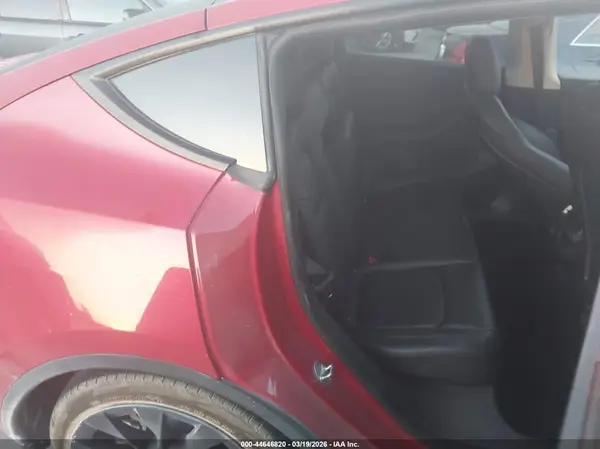 7SAYGDEE4NF342279 2022 TESLA MODEL Y - Image 8