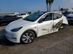 7SAYGDEE4NF353783 2022 TESLA MODEL Y